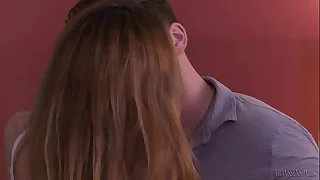 TS Babe in arms fucks her - Plains Thorne